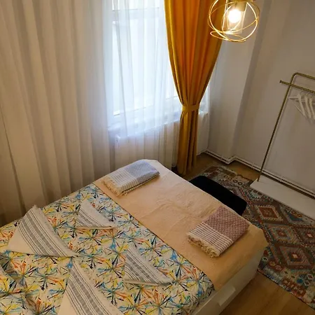 Taksim Galataport Flat * Istanboel